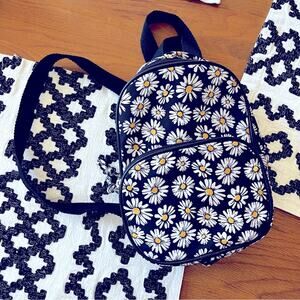 Art Class ditsy daisy floral mini backpack kids tweens teen one size black white